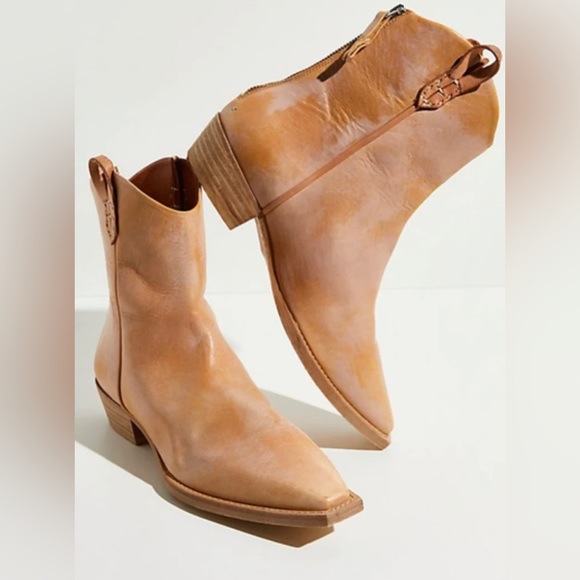 We the Free Wesley Ankle Boots NWOT Size EU39/US9